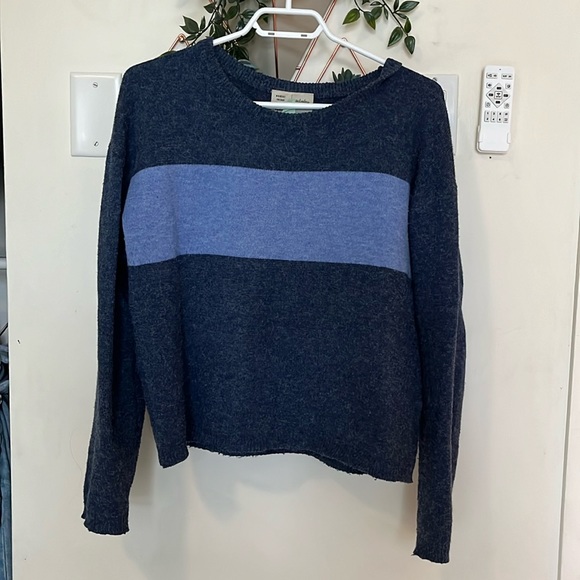 Medium Anthropologie blue sweater - Picture 1 of 5